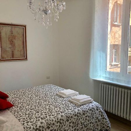 Temporary House De' Giudei Apartment Bologna Ngoại thất bức ảnh