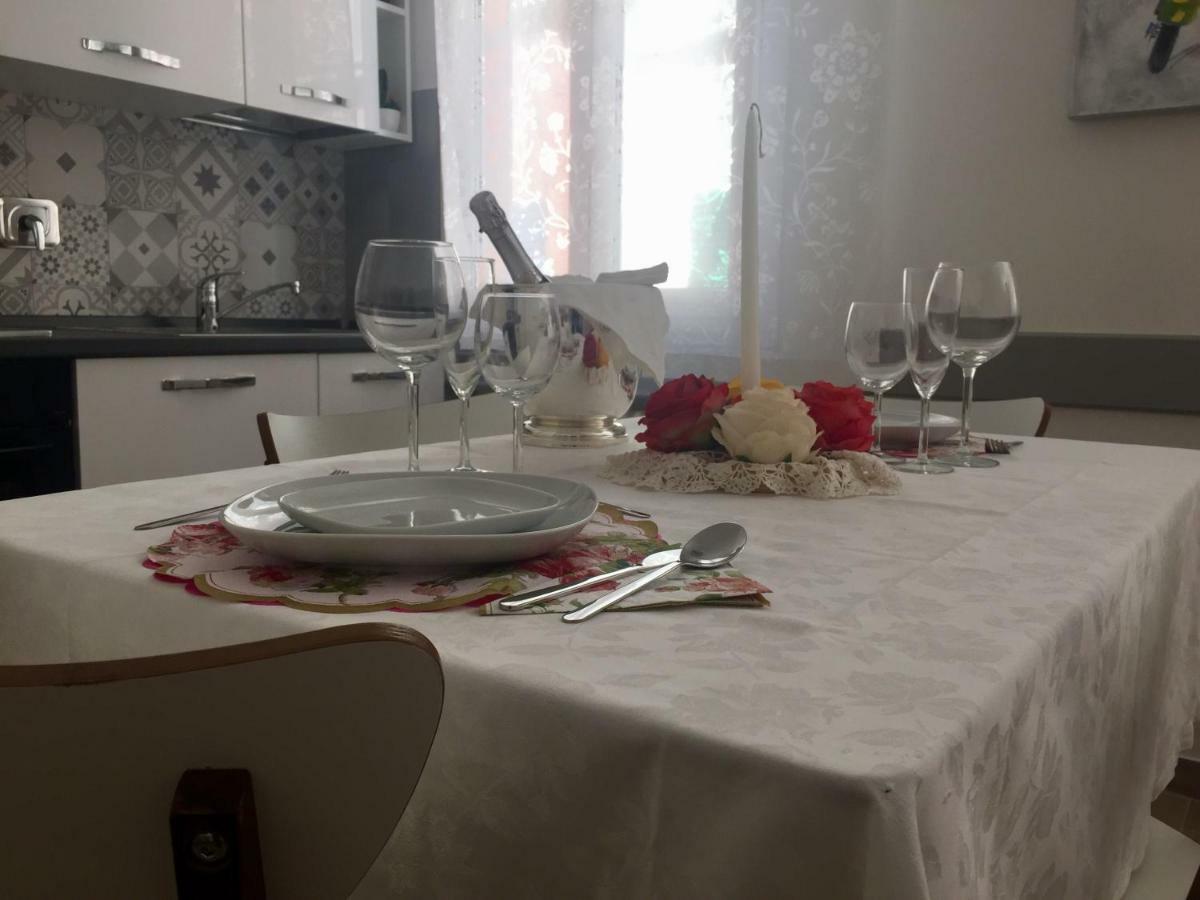 Temporary House De' Giudei Apartment Bologna Ngoại thất bức ảnh
